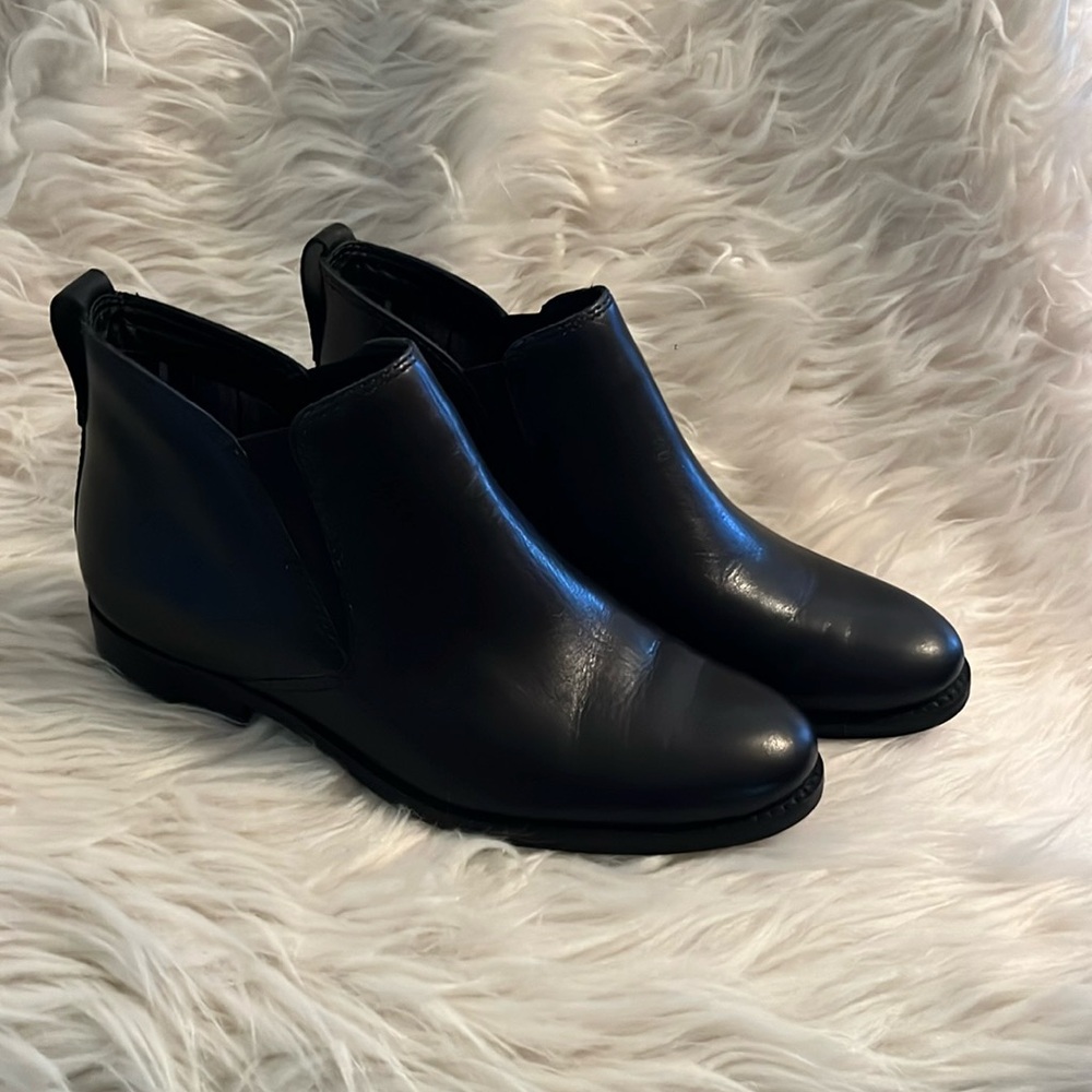 L.L. Bean Black Ankle Chelsea Boots